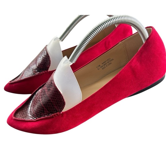 Cato dressy red faux snakeskin, faux suede pointed toe flats size 11M ladies - Picture 1 of 8